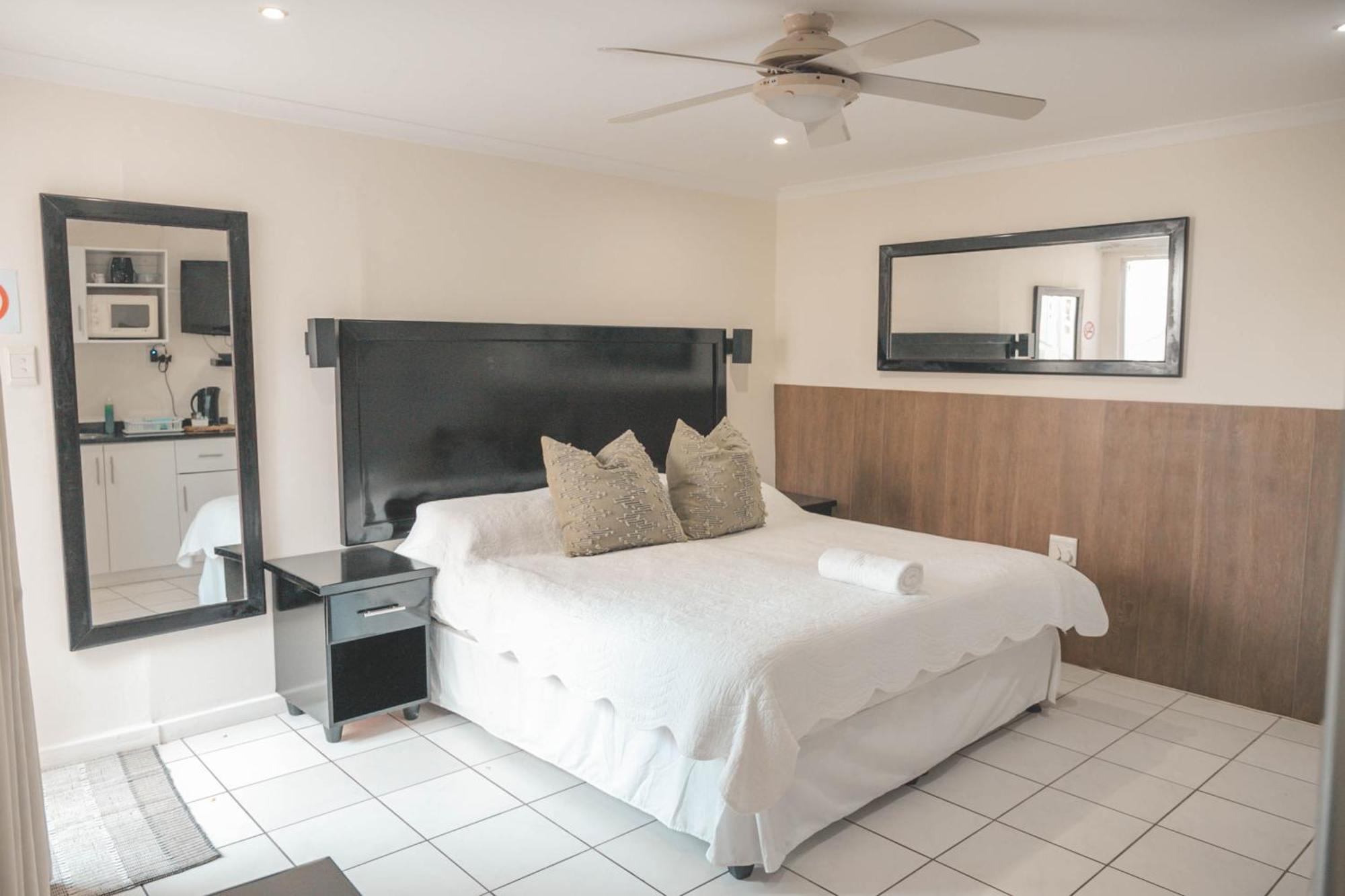 Beside Still Waters Boutique Hotel Durban Exterior foto